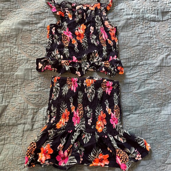 Floral Skirt and Tank Top Set - Picture 1 of 7